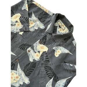 Tommy Bahama Mens Gray Floral Short Sleeve‎ Button Up Shirt Tropical 100% silk L